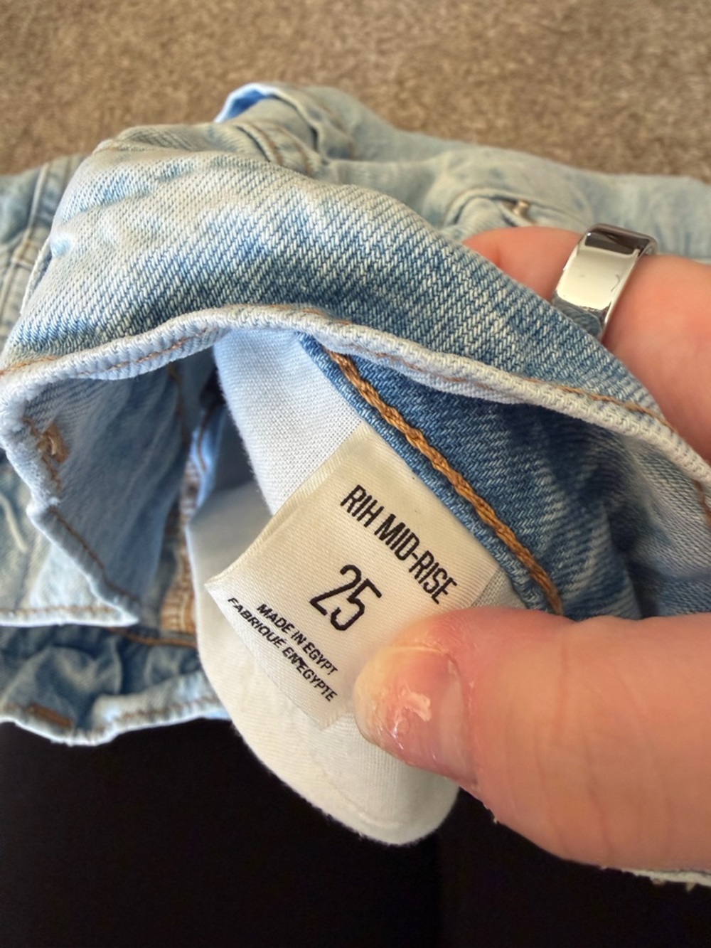 Urban Outfitters BDG Rih Extreme Barrel Mid-Rise Jean y2k chic tiktok trendy fyp - Picture 6 of 8